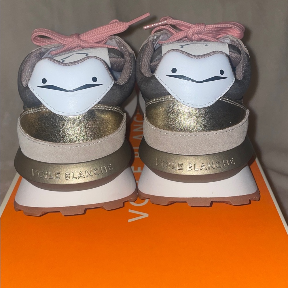 NWT VOILE BLANCHE QWARK HYPE WOMAN
Suede & Technical Fabric Sneakers BEIGE-GREY - Picture 11 of 16